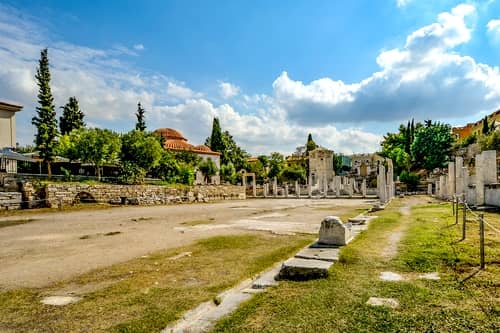 Photographie de l'agora romaine, ancienne place publique de la capitale antique