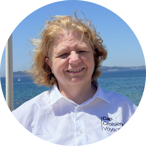 Portrait de Veronique, Comptable dans votre agence de voyages Cap Croisi&egrave;res Voyages