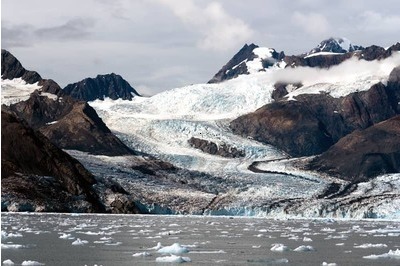 Alaska et Colombie Britannique : tendues sauvages, glaciers et culture