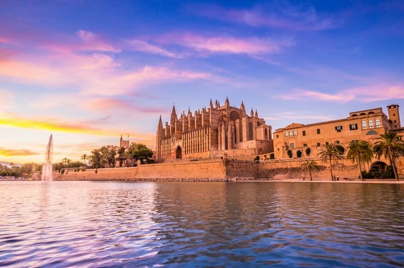 DPART DOMICILE : Italie, Balares, Espagne