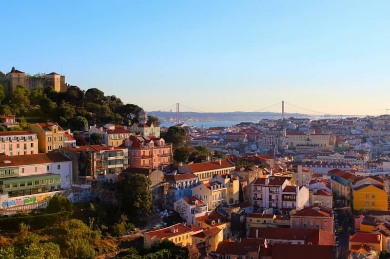DÉPART DOMICILE : Rives ibériques et Lisbonne