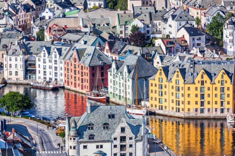 DPART DOMICILE : Allemagne & Fjords de Norvge