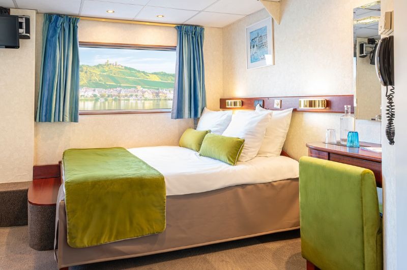 DPART DOMICILE : La majestueuse valle du Rhin