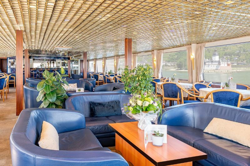 DPART DOMICILE : La majestueuse valle du Rhin