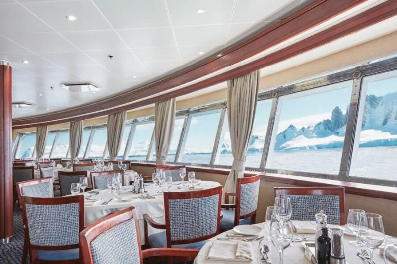 VOLS INCLUS : Groenland - Eclipse totale du soleil