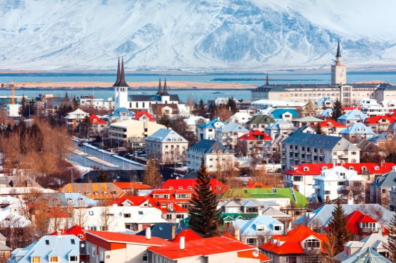 DPART DOMICILE : Islande & Ecosse