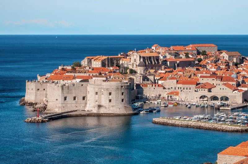 DPART DOMICILE : Montenegro, Grce & Croatie