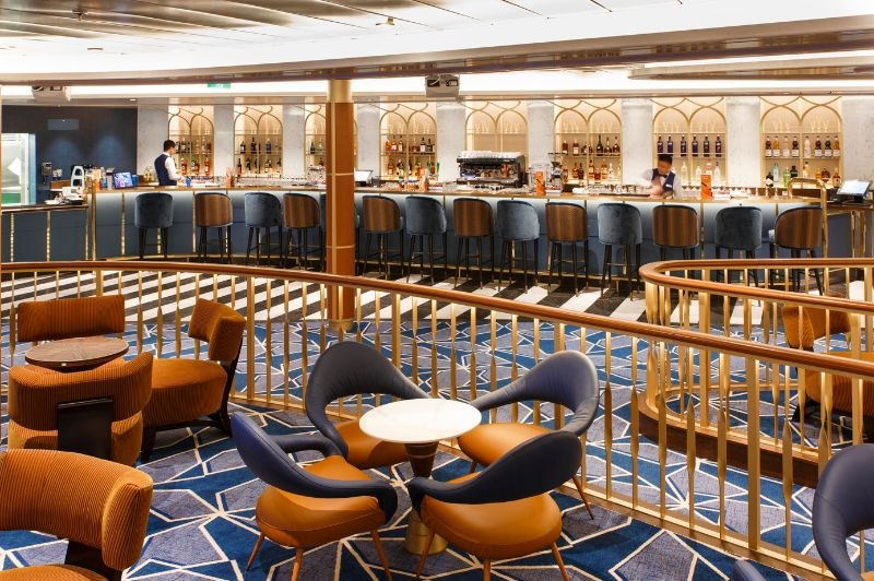 DPART DOMICILE : Transatlantique vers les Emirats