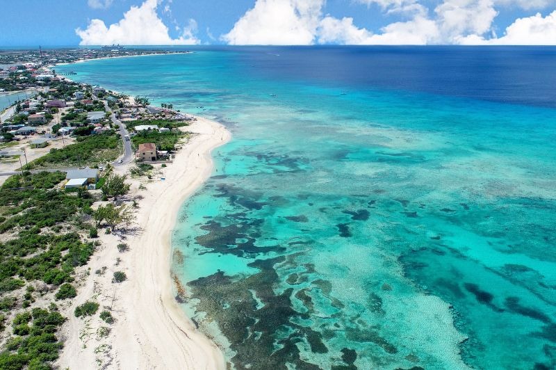 D�PART DOMICILE : R�p.Dominicaine, Turks & Caicos