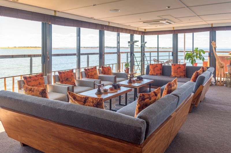 D�PART DOMICILE : Safari-Croisi�re au fil du Zamb�ze